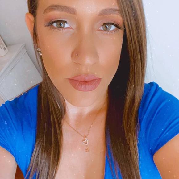 anyelinemejia